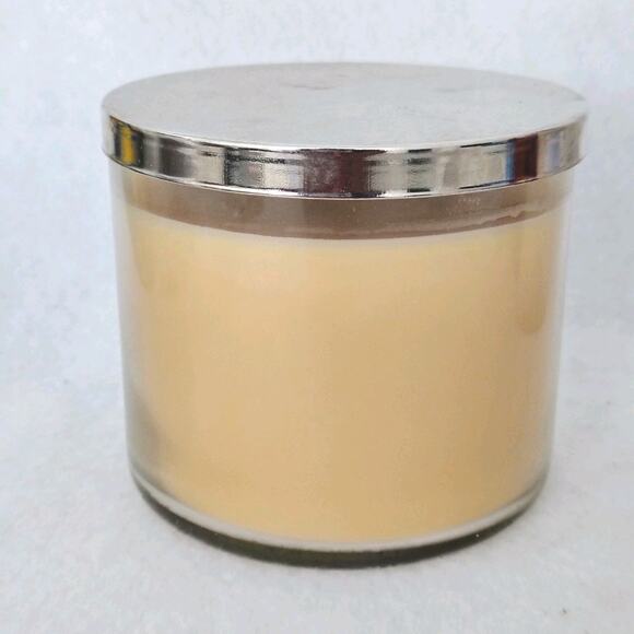 Bath & Body Works Black Amethyst Scented 3 Wick Candle 14.5 oz Used Once Retired - Picture 3 of 4